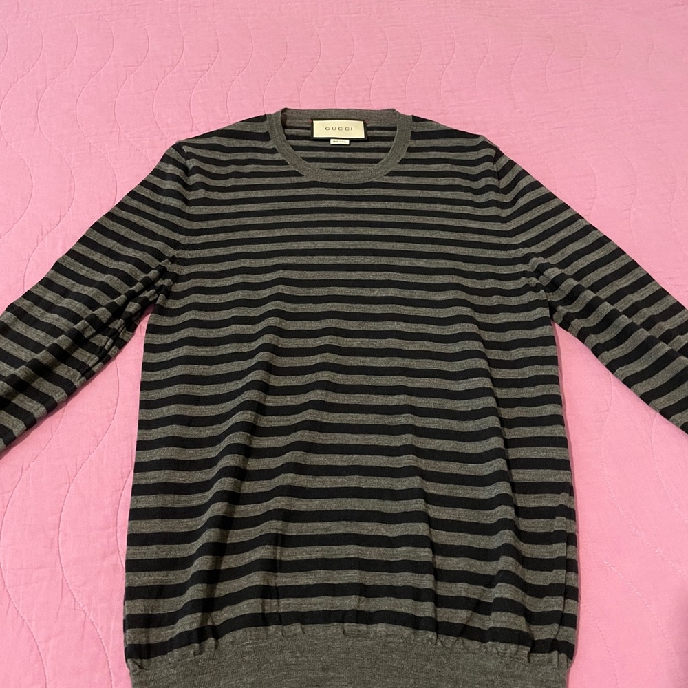 Sweater - Picture 2 of 5